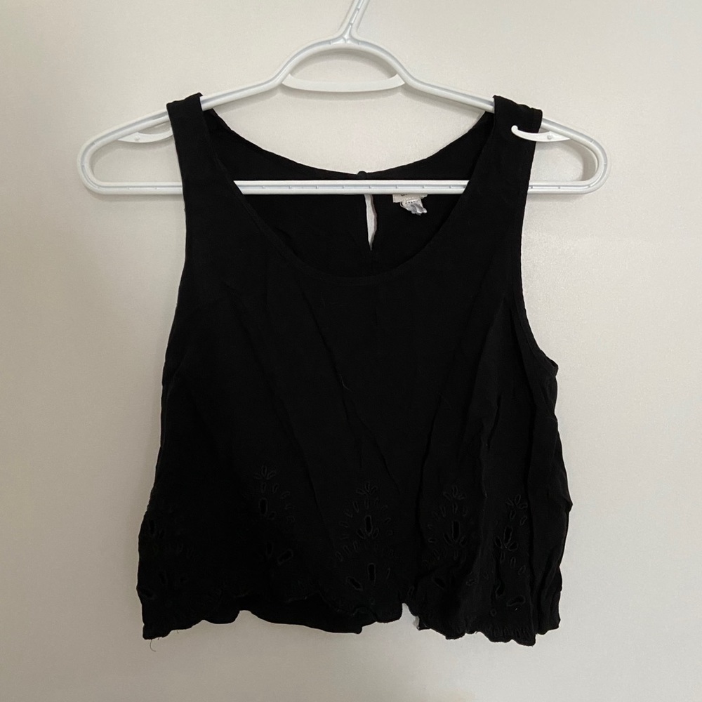 Garage crop top